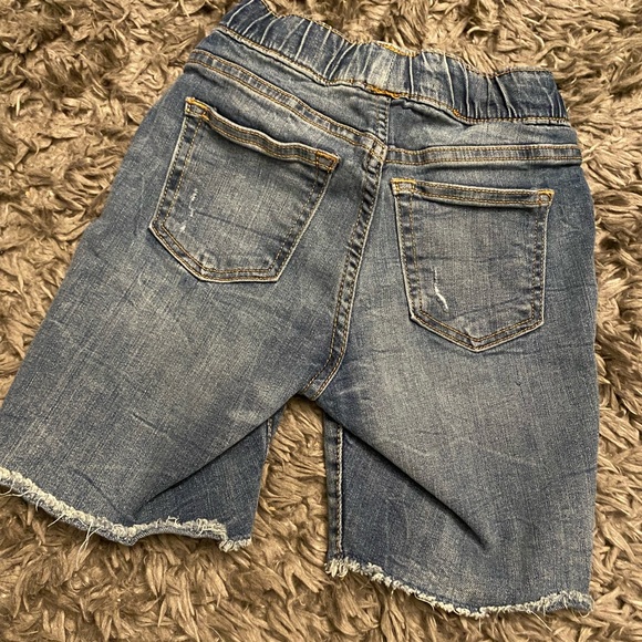 Old Navy Karate Slim Fit Shorts - Picture 7 of 10